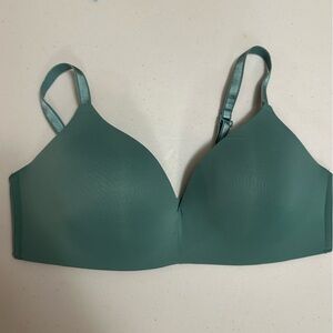 Auden wirefree lightly lined 36C